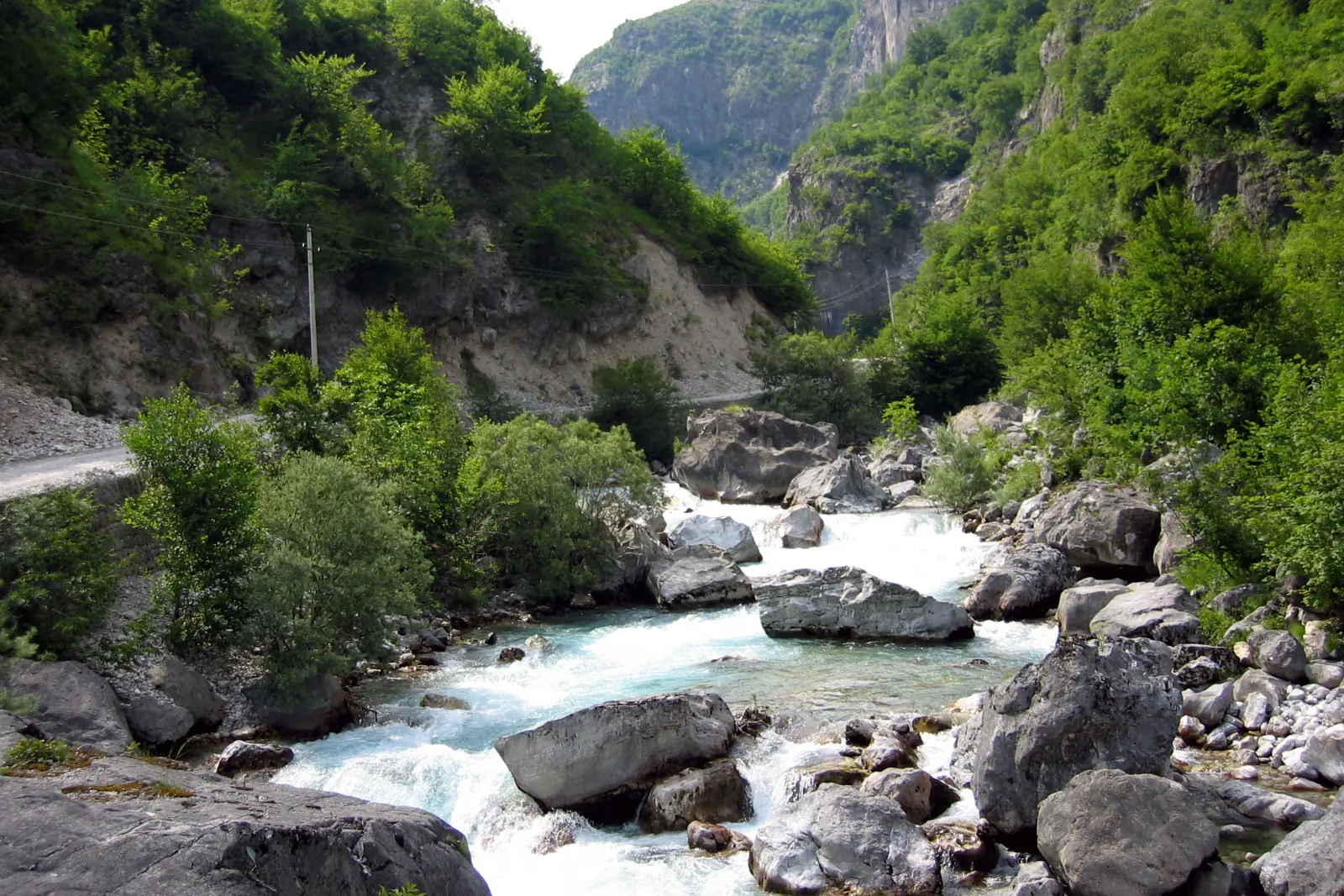 Lumi Valbona në Tropojë